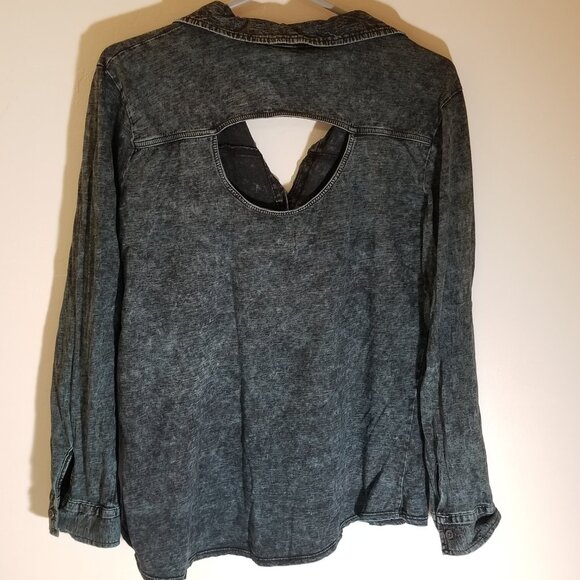 Rock Republic Women's Shirt Denim Look Open Back Rock Republic 1X - Picture 3 of 4